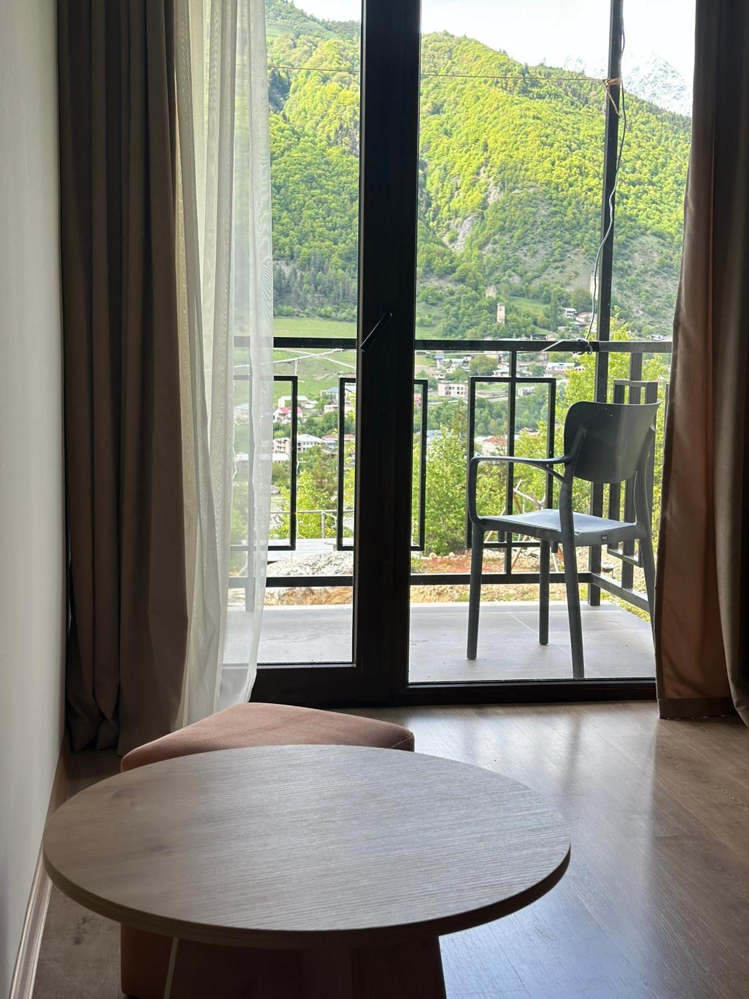 "Panorama" Kakhri Hotel Mestia Eksteriør billede